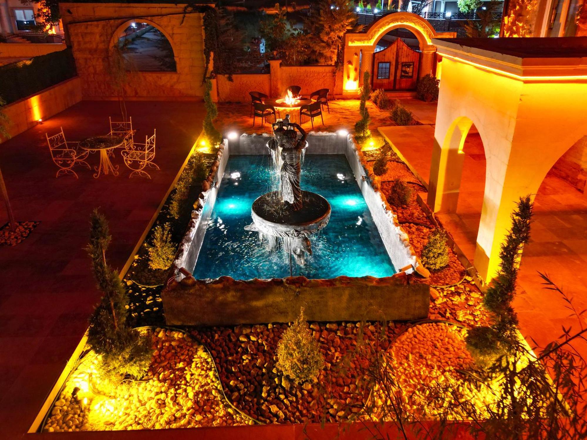 Hotel Moonlight Of Cappadocia Uchisar Exterior foto