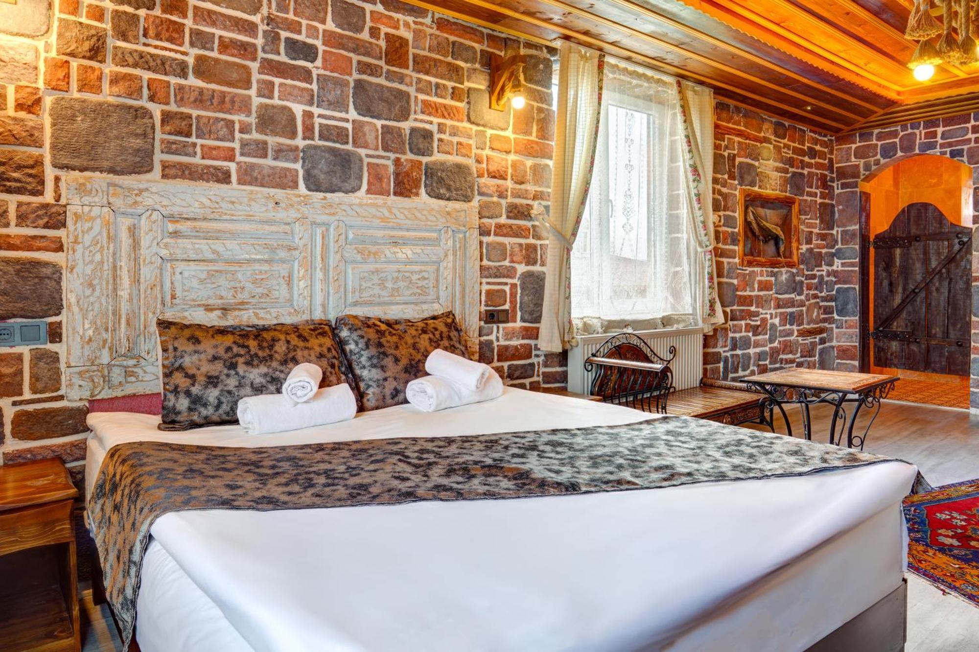Hotel Moonlight Of Cappadocia Uchisar Exterior foto